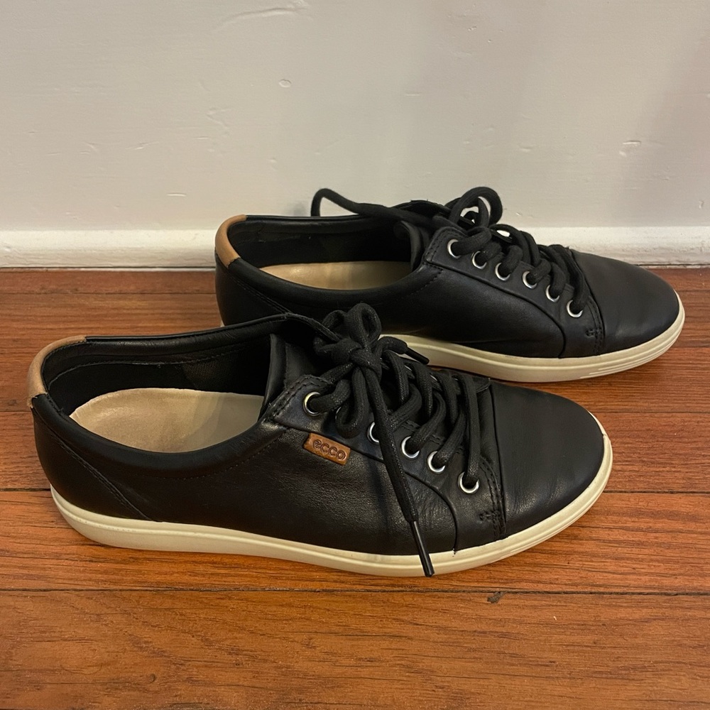 Ecco Soft 7 Sneaker Black Leather Size 38 (US 7.5) EUC